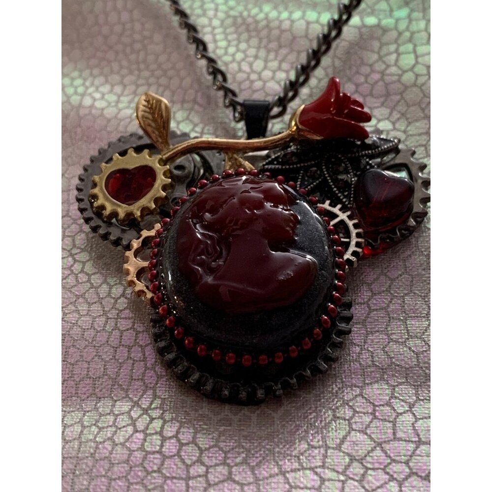 Lady Cameo Steampunk necklace Red and Black